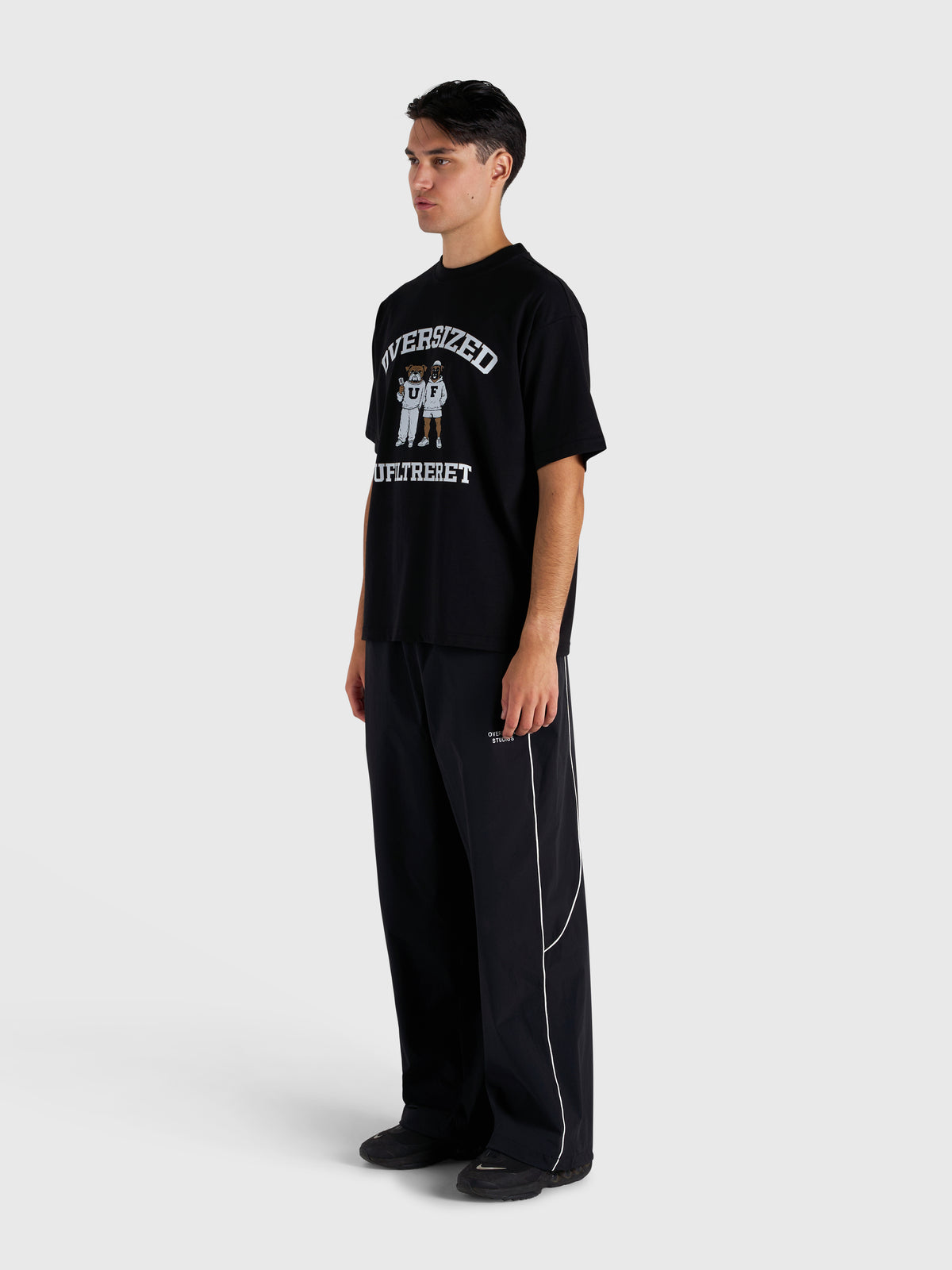 Ufiltreret College Box Tee - Black