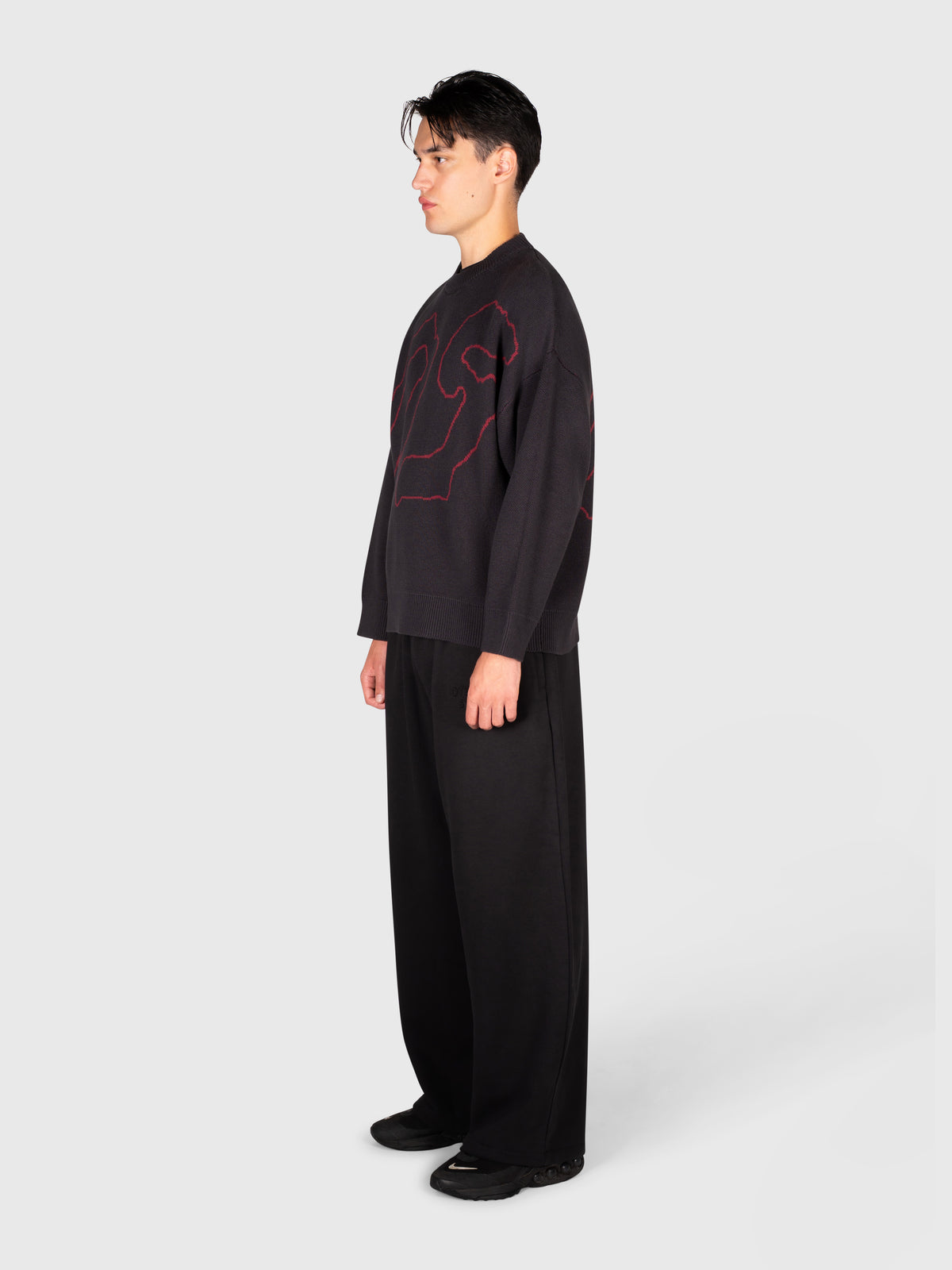 Contour Knit Sweater - Black/Red
