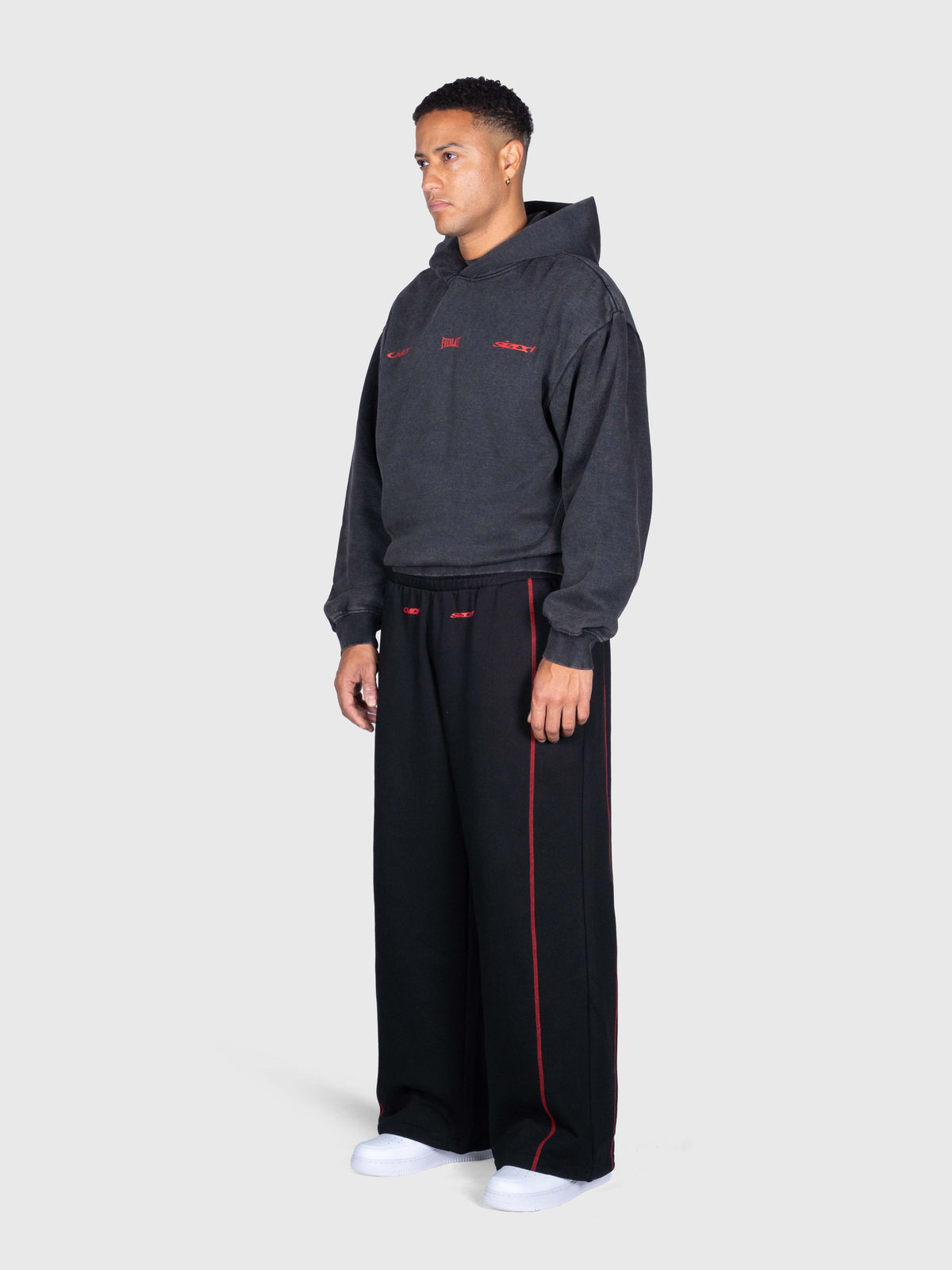 Vintage Hoodie - Black/Red