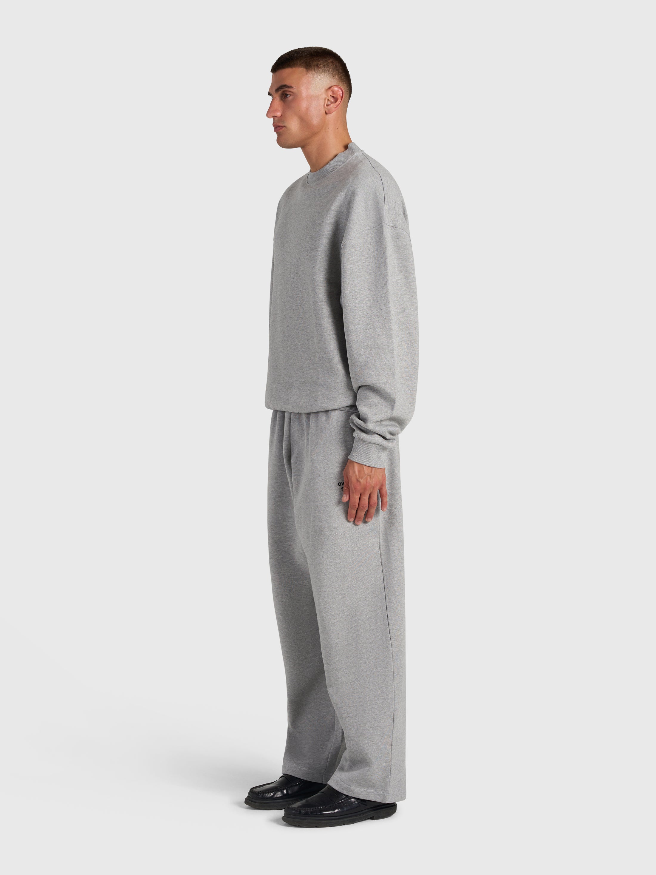 Confidence V2 Sweatshirt - Cloud Grey/White