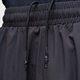 Confidence Tech Shorts 2.0 - Black/White