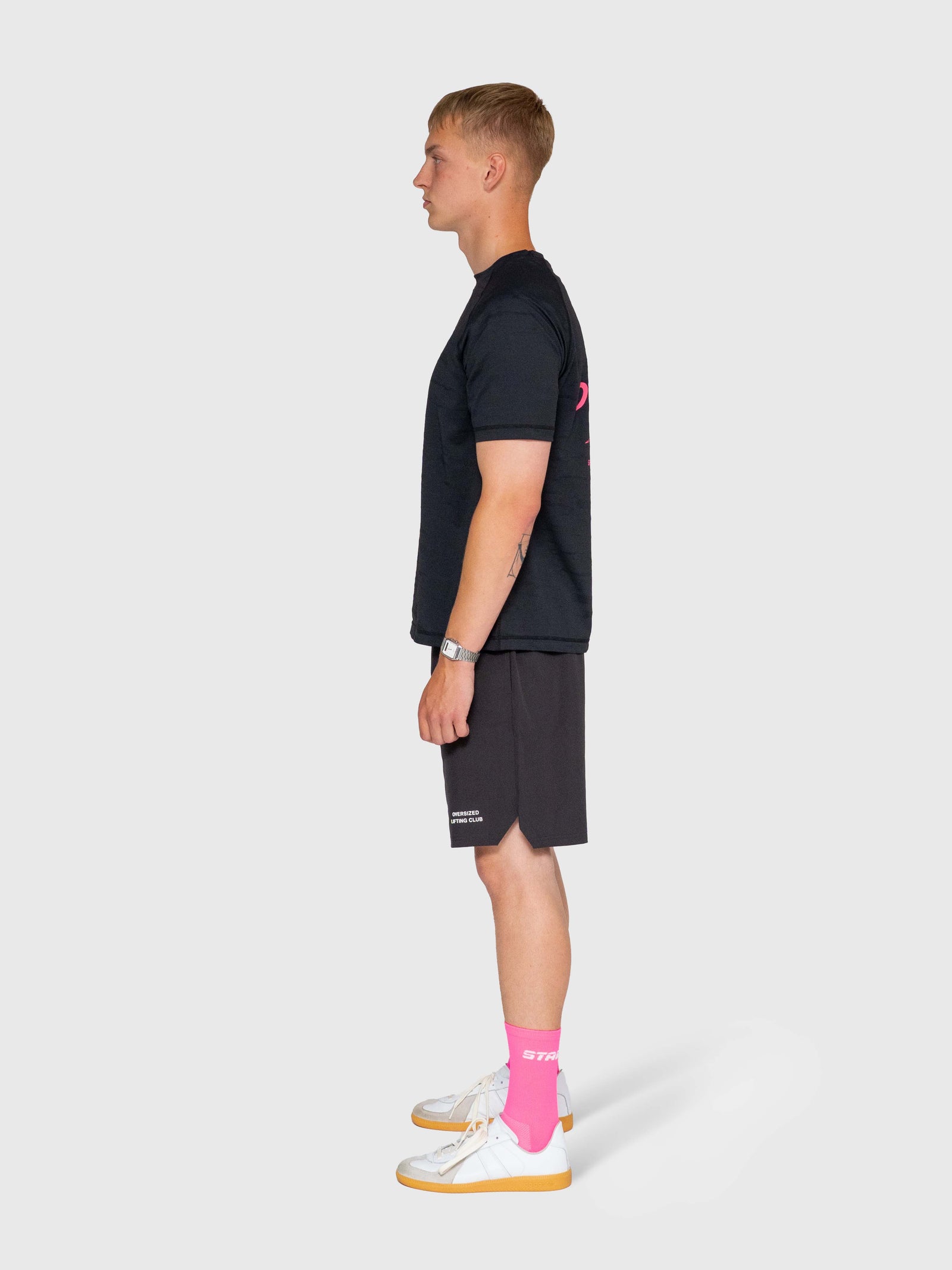 Logo Active Tee - Black/Pink